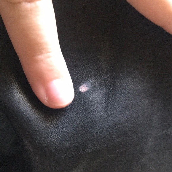 leather jacket - Picture 4 of 5